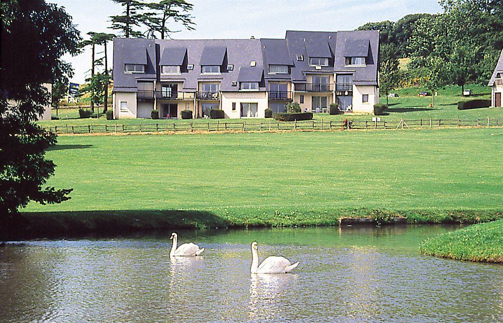 Lagrange Vacances Les Hauts De Clairvallon Houlgate Exteriör bild