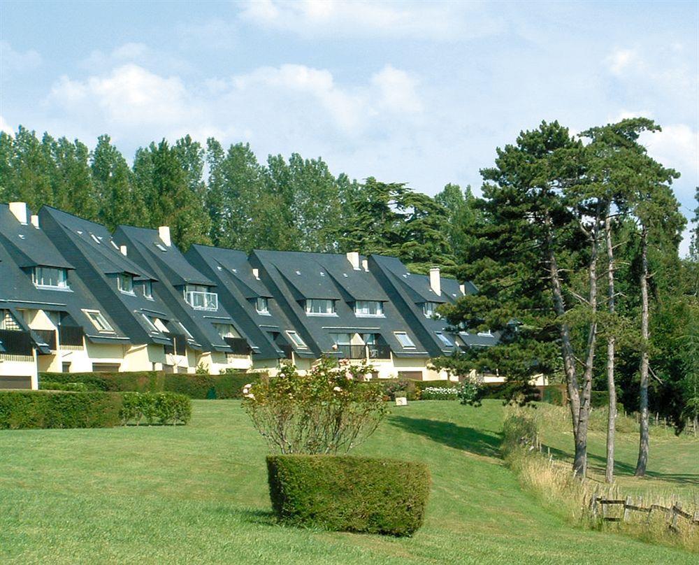 Lagrange Vacances Les Hauts De Clairvallon Houlgate Exteriör bild